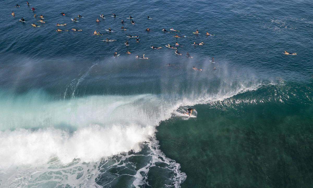 Kanoa Igarashi auf Hawaii.