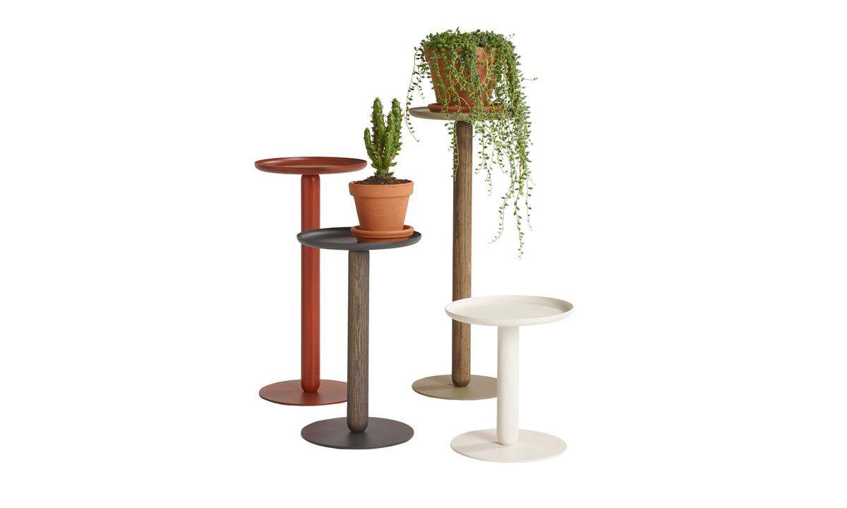 Grünanlagen. Die Tischchen „Balans“ von Artifort heben auch die Pflanzen zuhause auf eine neue Ebene. Oder mehrere gleichzeitig.  