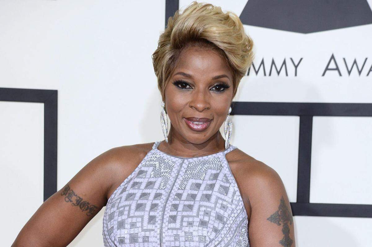 Die Musikerin Mary J. Blige wird für die amfAR (Foundation for AIDS Research) dem Life Ball 2015 ihre Aufwartung machen. Sie wird als Repräsentantin der weltweit tätigen Non-Profit-Organisation auftreten. Die von Liz Taylor und Dr. Mathilde Krim gegründete amerikanische Stiftung hat 2005 mit dem Projekt "Treat Asia" als erste den "Crystal of Hope" erhalten.