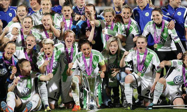 Lisbon 05 22 2014 VFL Wolfsburg played tonight at Restelo Stadium the UEFA Women Champions Leagu