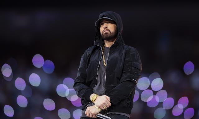 Bekannt wurde er mit Humor und ohne Fünftagebart: Eminem provozierte sich um die Jahrtausendwende in die Herzen von Rap-Fans und Mittelstandskids. Jetzt schickt er seine Kunstfigur Slim Shady gegen Cancel Culture in den Ring.