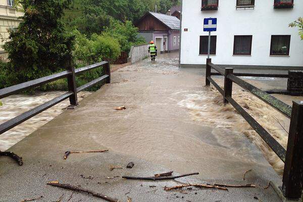 Freitag, 16 Uhr.  Im Bild die Situation im Raum Scheibbs.