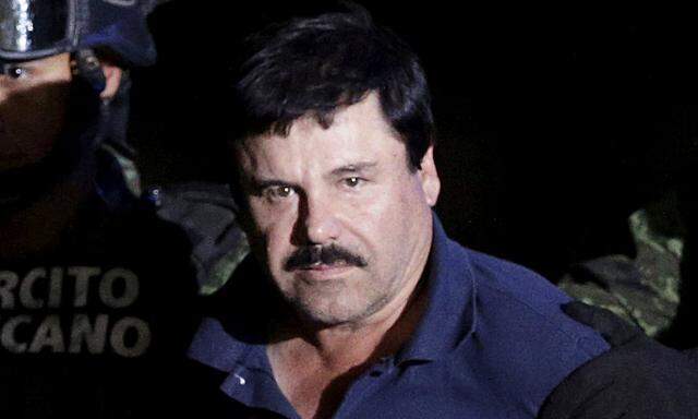 Archivbild: ''El Chapo'' nach seiner Verhaftung im Jänner