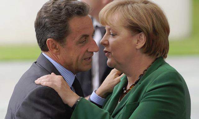 Neues Griechenland-Paket: Merkel und Sarkozy einig