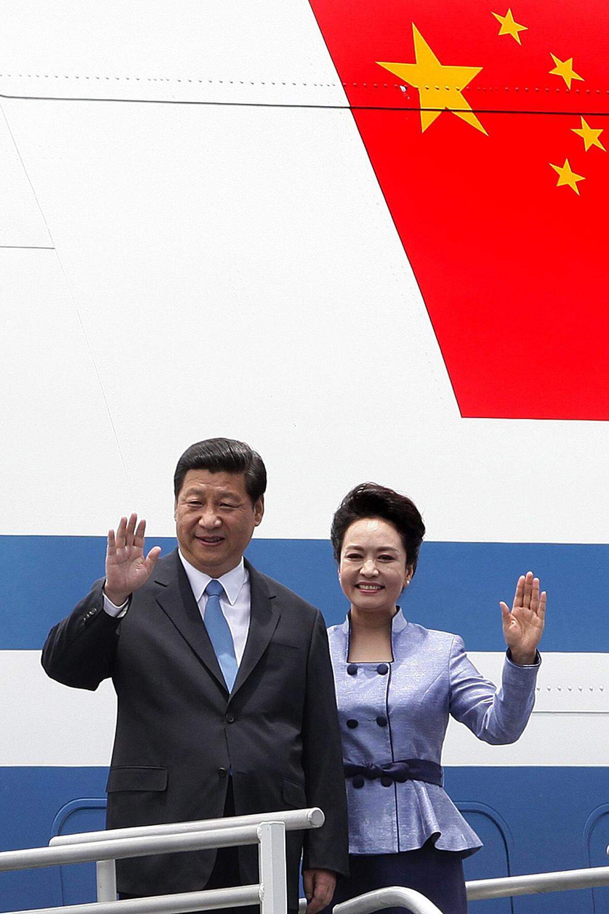 ... fehlt im diesjährigen Ranking. Dafür scheint erstmals die First Lady Chinas, Peng Liyuan, auf.Ebenfalls in der "Best Dress"-Liste befinden sich: