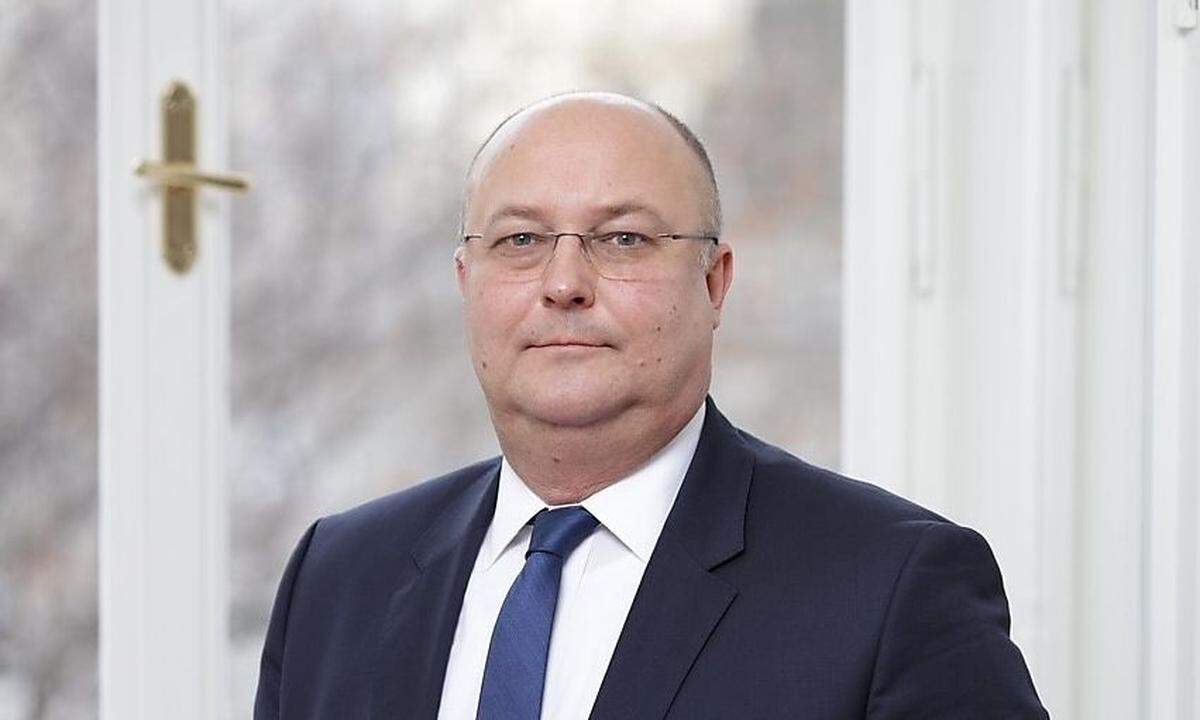 Gerhard Jarosch, zuletzt Erster Staatsanwalt der Staatsanwaltschaft Wien und Österreich-Vertreter bei Eurojust (EU-Rechtshilfeagentur) in Den Haag, ist neuer Partner der Rosam.Grünberger Agentur.  