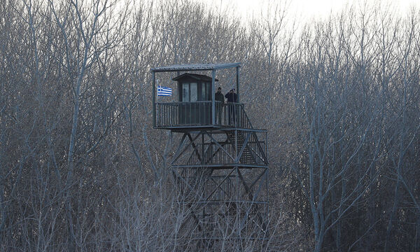 Archivbild: Ein griechischer Posten an der EU-Außengrenze zur Türkei