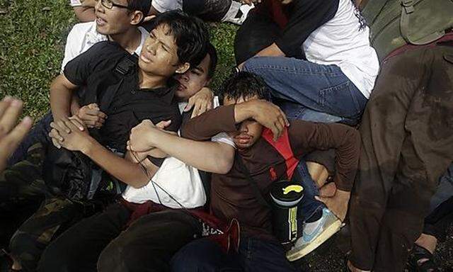 Malaysia: Polizei schlägt Proteste nieder