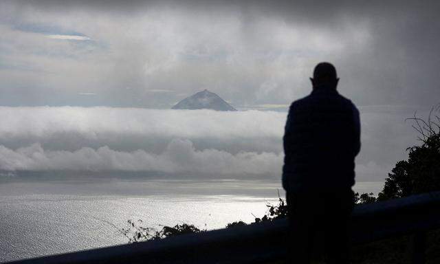Über den Azoren gibt es ein recht bekanntes Hochdruckgebiet, das sich in den letzten Jahren häufig weit ausgebreitet hat.
