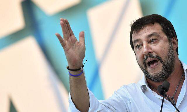 Der Rechtspopulist Salvini ist hoch umstritten. 