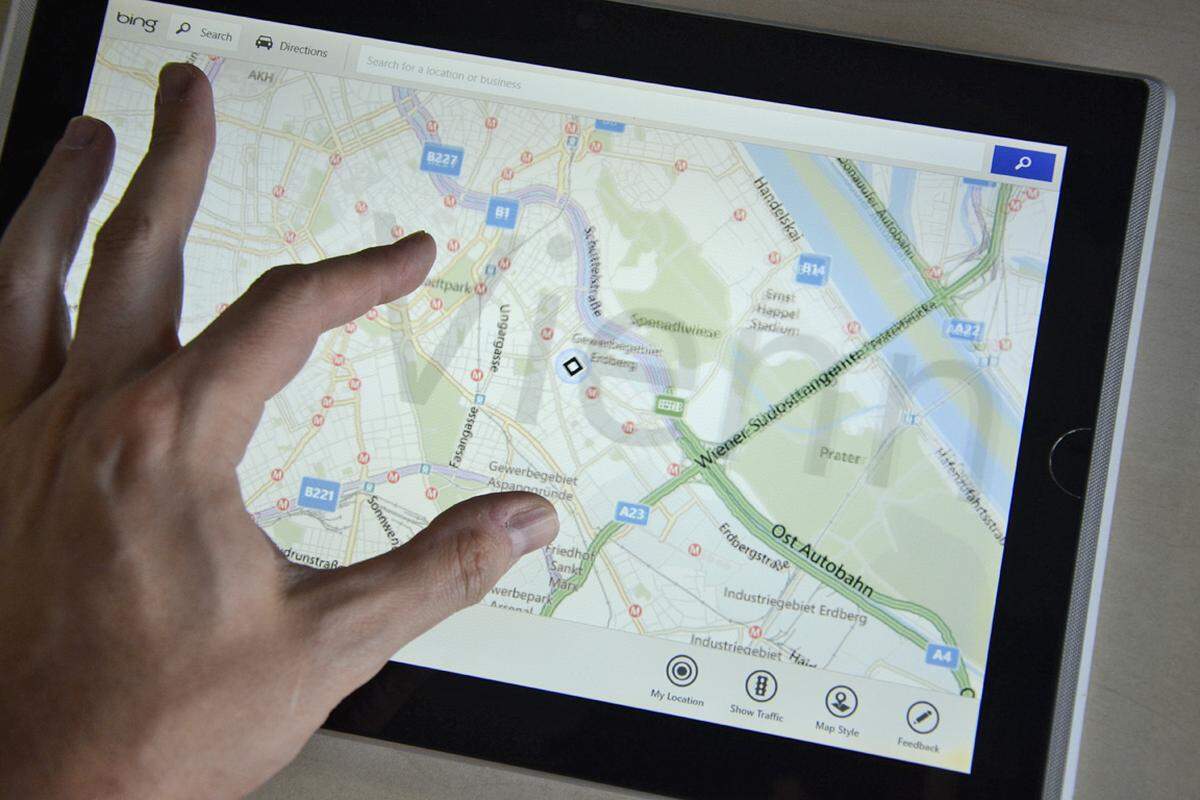 Kein Tablet ohne Map-Anwendung. Bing Maps in diesem Fall. Sie gibt wie das Google-Pendant auf dem großen Bildschirm ein schöndes Bild ab und bietet die üblichen Funktionen.