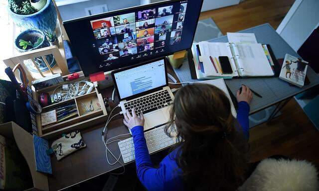 Online unterrichten - das legten die Schulen in Österreich während des Lockdowns unterschiedlich an.