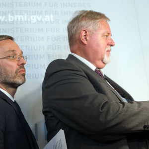 Innenminister Herbert Kickl (FPÖ) und BVT-Direktor Peter Gridling präsentierten am Dienstag ihre Reformpläne für das Amt für Verfassungsschutz. 