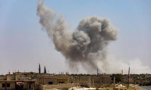 Luftangriff im Süden der Provinz Idlib