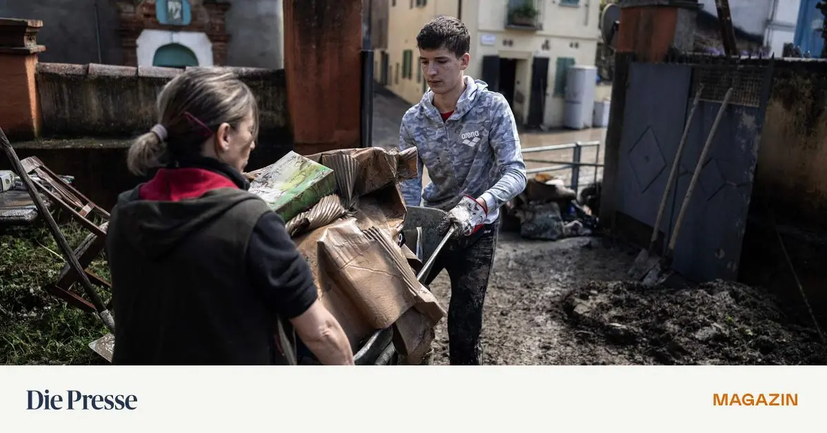 Klimasolidarit-t-In-Krisen-helfen-die-Menschen-einander-premium-