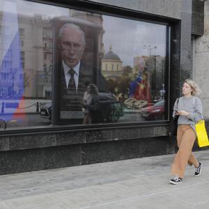 Wladimir Putin bei seiner Fernsehansprache am Samstag.