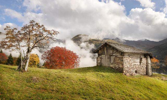 Das Fersental im Trentino war bereits in der Bronzezeit bewohnt, die reichen Wälder lieferten das Holz für den späteren Bau der Höfe.  