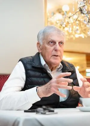 „Ich bin kein Chemiker“: Nobelpreisträger Dan Shechtman beim Interview mit der „Presse“ im Café des Hotel Imperial.