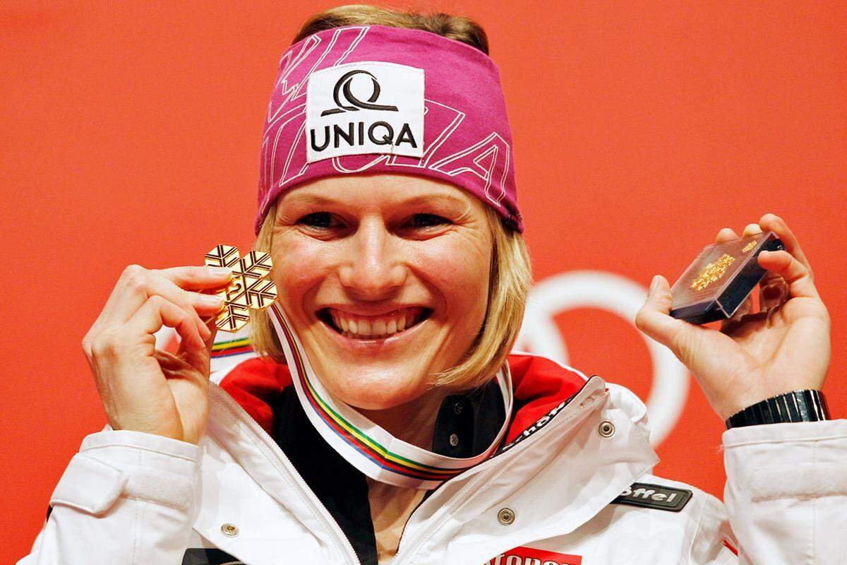 Marlies Schild geht als haushohe Favoritin in das Rennen und gewinnt nach Bronze in St. Moritz 2003 und Silber in Are 2007 endlich ihr heiß ersehntes Slalom-Gold. Gold: Marlies Schild (AUT) Silber: Kathrin Zettel (AUT) Bronze: Maria Pietilä-Holmner (SWE)