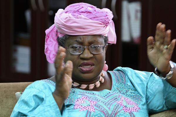 Nigerias FinanministerinNgozi Okonjo-Iweala war sogar Kandidatin für den Posten als Weltbank-Chefin. Letztlich wurde ihr der südkoreanisch-US-amerikanischer Arzt Jim Jong Kim vorgezogen. Die frühere Weltbank-Vizechefin ist der Ansicht, dass die bevölkerunsreichsten Länder Afrikas ein Wachstum von 13 Prozent bräuchten, um Armut und Arbeitslosigkeit wirksam bekämpfen zu können.
