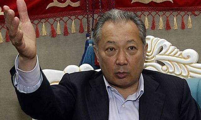 Kirgisistan Regierung stellt Praesidenten