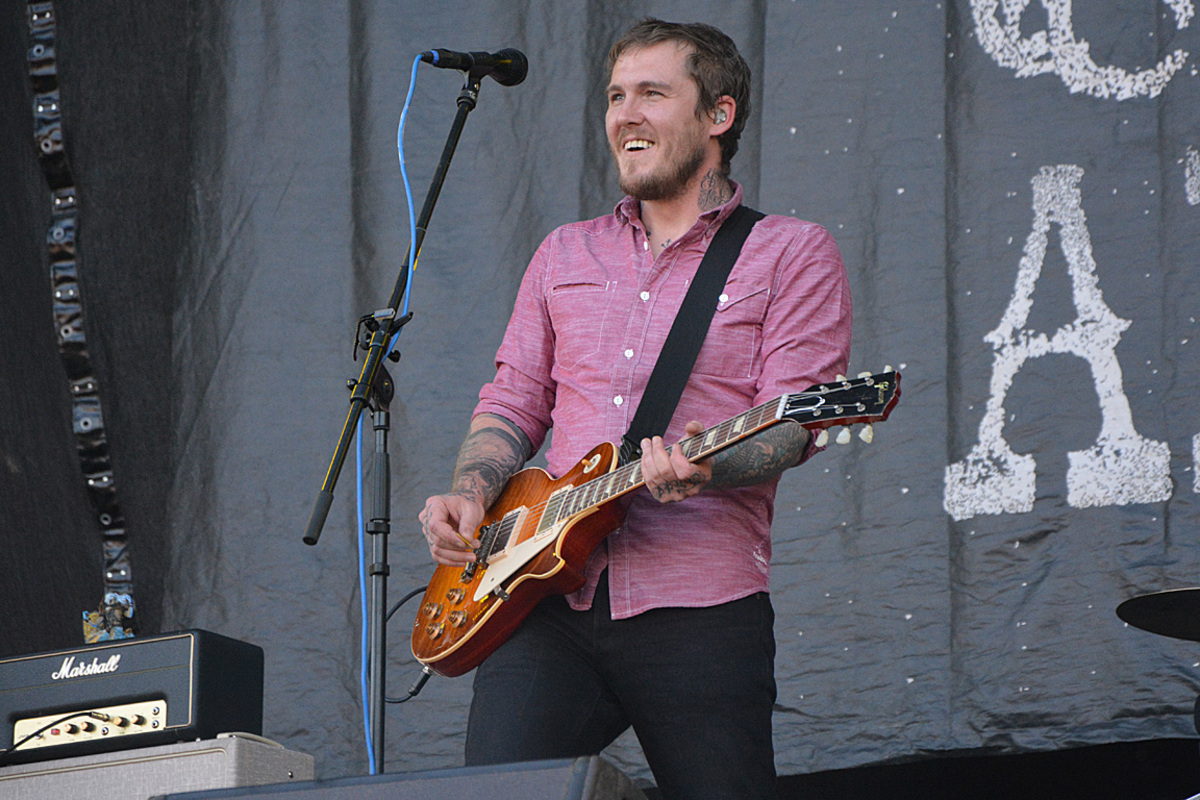 Die Springsteen-Vergleiche mag die Truppe um Brian Fallon nicht mehr hören. Die Dauer-Tour merkt man der Band an. Müdigkeitserscheinungen zeigen sich in Songs wie "Boxer", den die Band auf das halbe Tempo entschleunigt.