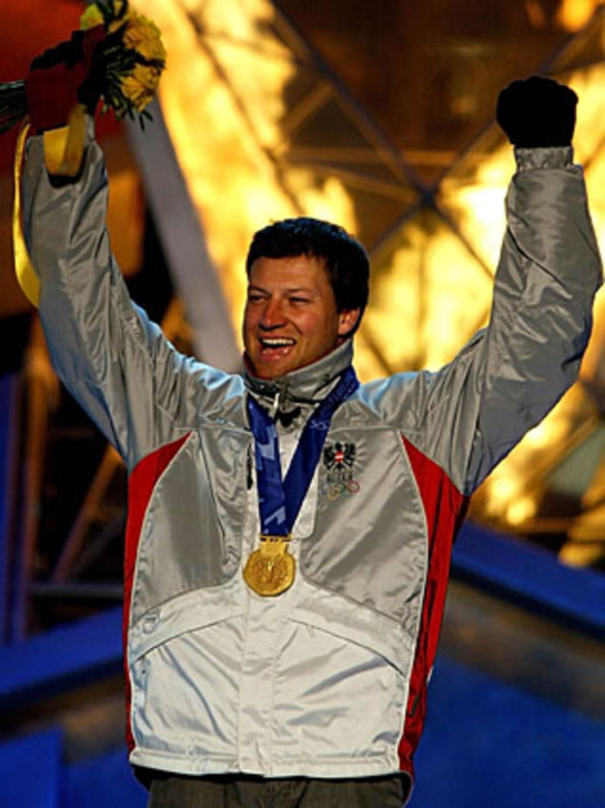 Als 21-Jähriger wurde der Tiroler 1991 bei der Ski-WM in Saalbach Doppelweltmeister. Schwere Verletzungen warfen Eberharter immer wieder zurück, bis er 1994 aus dem ÖSV-Weltcupkader flog. In zwei Jahren in Europacup kämpfte sich der Österreicher in den Weltcup zurück. 1998 holte er den ersten Weltcup-Sieg, ab 2001 wurde er neuerlich Weltmeister, Olympiasieger und zweifacher Sieger im Gesamtweltcup.