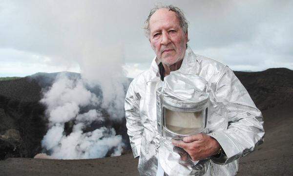 Werner Herzog im Dokumentarfilm „Into the Inferno“, 2016.