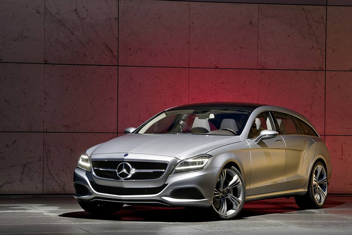 Mit dem CLS ist Mercedes ein Überraschungserfolg in der Nische der viertürigen Coupés gelungen. Nun könnte der nächste Schritt folgen. Bereits auf der "Auto China 2010" präsentierten die Stuttgarter die Studie eines Shooting Brakes, ein Kombi mit der Eleganz eines Coupés. Nun soll das Serienmodell folgen. Wir lassen uns überraschen.