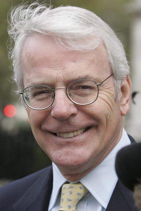 "Sie war eine Naturgewalt, ein politisches Phänomen." John Major, Thatchers Nachfolger als britischer Premier. 