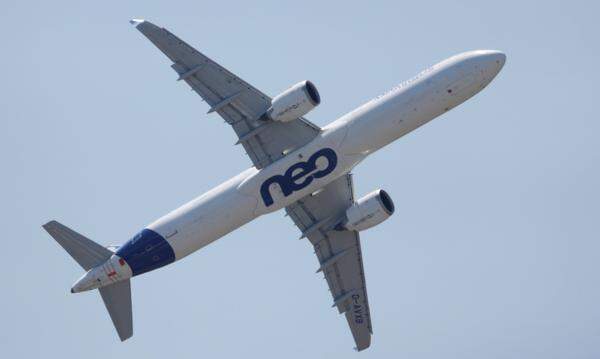 Ein Verkaufsschlager ist hingegen der Mittelstreckenjet Airbus 321neo, der bis zu 240 Menschen Platz bietet.