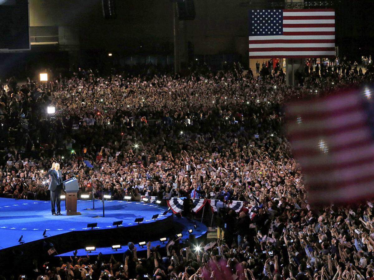 Obama an seine Wahlhelfer und Unterstützer: "Ihr seid eine Familie. Ihr tragt die Erinnerung mit euch an die Geschichte, die wir zusammen gemacht haben."