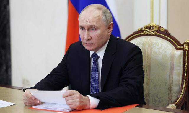 Der russische Präsident Wladimir Putin bei einem Treffen des Sicherheitsrats am Freitag. 