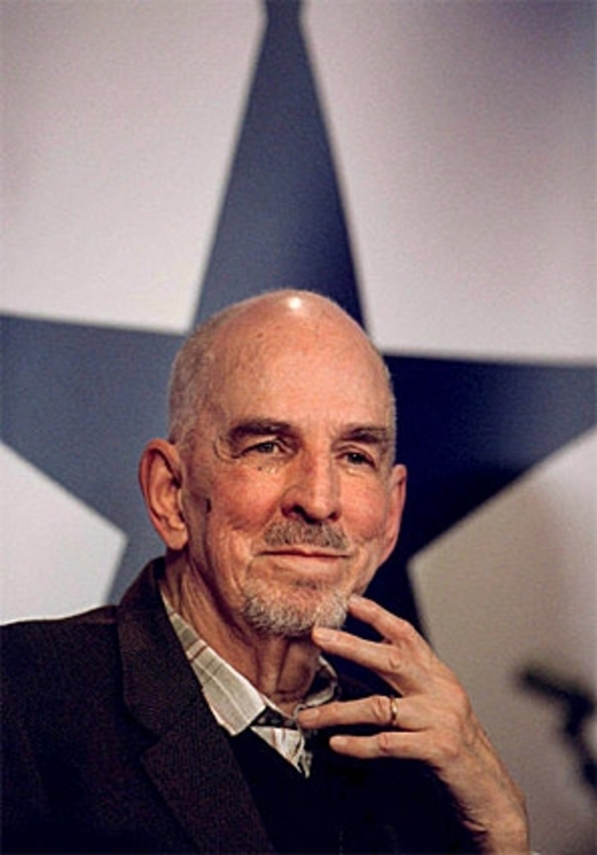 KulturDer schwedische Filmregisseur Ingmar Bergman stirbt im Alter von 89 Jahren in seinem Haus auf der Ostseeinsel Farö. >> Juni2007