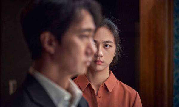 Song Seo-rae und Jang Hae-jun in „Die Frau im Nebel“.