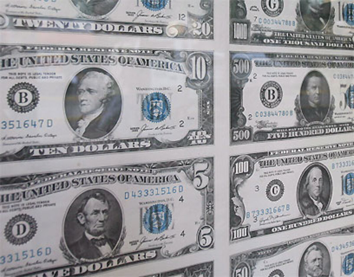 wurde die Firma 1985 von zwei ehemaligen Lehman-Brothers-Bankern. Das Startkapital von Peter Peterson (heute 81 Jahre) und Stephen Schwarzman (60 Jahre alt) betrug 400.000 Dollar.