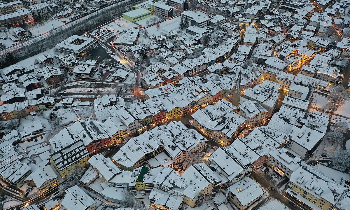 Das verschneite Kitzbühel.