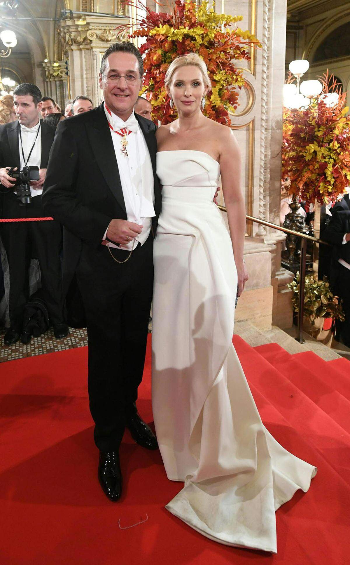 Vizekanzler und FPÖ-Chef Heinz Christian Strache (FPÖ) mit Ehefrau Philippa. 