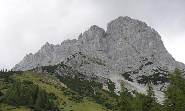 Archivbild:  Die Südwand des Dachsteinmassives
