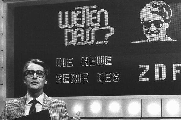 Am Samstagabend hieß es Abschied nehmen von "Wetten, dass..?", der wohl populärsten Unterhaltungssendung im deutschsprachigen Raum. Fast 34 Jahre lief die Show im ZDF und ORF.Im Bild: Show-Erfinder Frank Elstner moderierte "Wetten, dass..?" in den ersten sechs Jahren, von 1981 bis 1987.