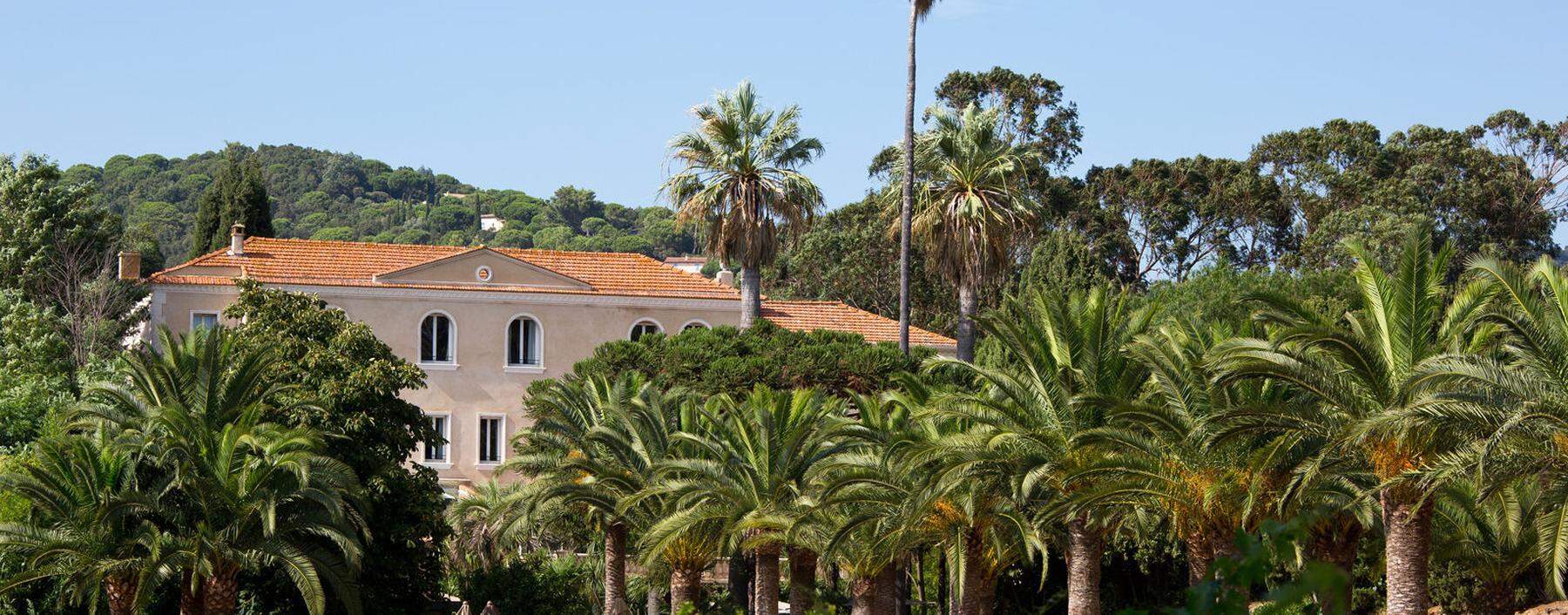 Nobel. Das Château Valmer liegt im Hinterland von St. Tropez, ganz ohne Trubel.