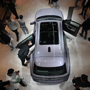 Ein speziell für China gebauter VW Tiguan L Pro bei der Autoshow in Peking Ende April. 