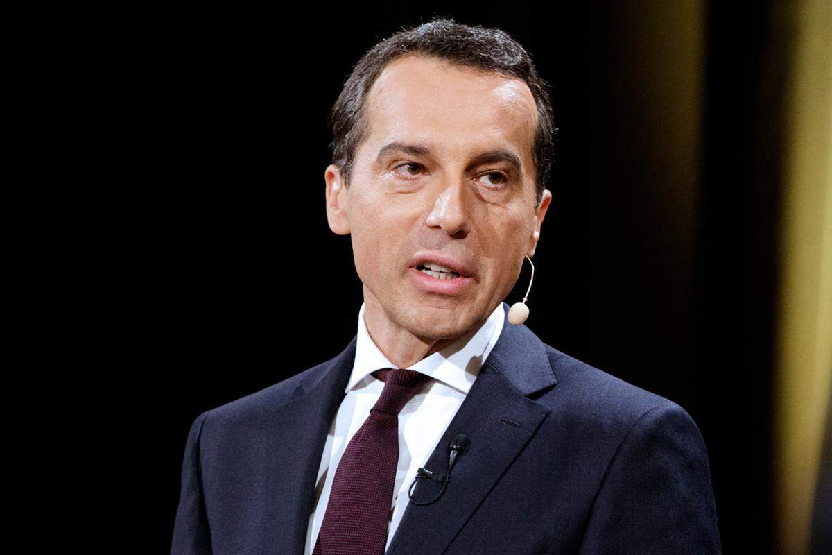 "Wir sind von einem Knittelfeld auf sozialdemokratisch weit entfernt." Zumindest SPÖ-Chef Christian Kern ist beeindruckt – und sorgt in der Ö1-Diskussion mit FPÖ-Chef Heinz-Christian Strache für Staunen: "Ich respektiere es, dass es Herrn Strache auch darum geht, das Land voranzubringen."