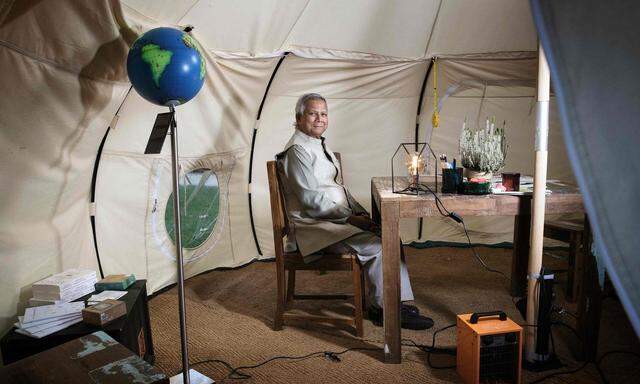 Der Bengale Mohammad Yunus ruft dazu auf, unsere Gewohnheiten im Konsum nach der Pandemie zu ändern.