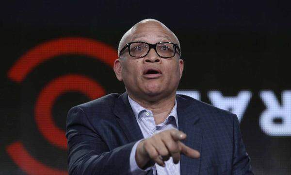 Comedian Larry Wilmore, unter anderem bekannt aus der "Daily Show": "Ich habe die vielen Frauen nicht vergessen, die du angegriffen und mit deiner Macht zum Schweigen gebracht hast. Und tschüss!!!"