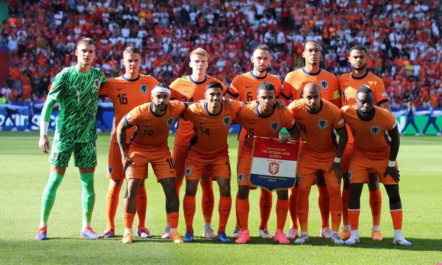 Die Niederlande stehen nach der Niederlage gegen Österreich unter Zugzwang.