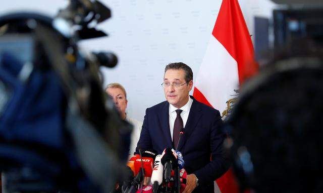 Die Aussagen des nunmehrigen Ex-FPÖ-Chefs Heinz-Christian Strache über einen „geheimen Verein“, über den Spenden der Partei zufließen, haben das Thema Parteienfinanzierung wieder auf die Agenda gehoben.