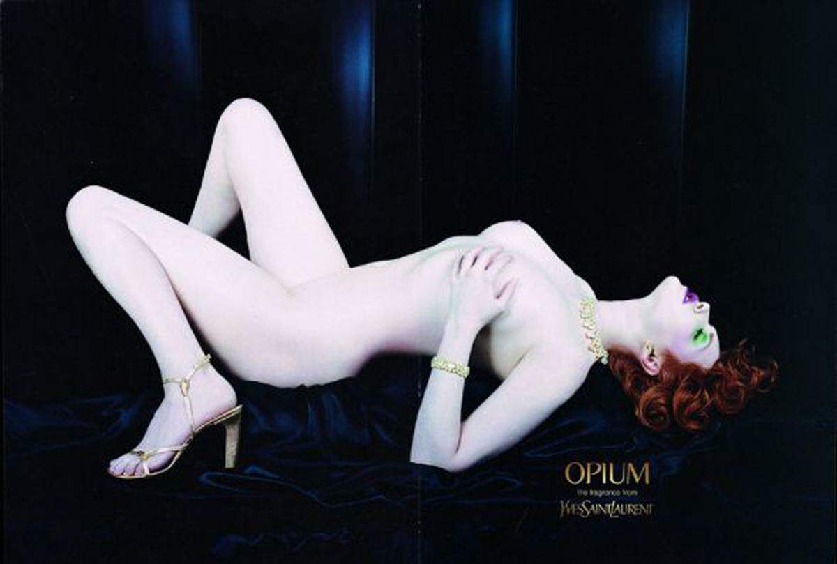 Für Yves Saint Laurents "Opium" zeigte auch das britische Model Sophie Dahl ebenfalls ganz viel Haut.