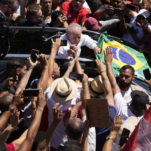 Lula da Silva (hier am Tag der Stichwahl Ende Oktober) ist aus Sicht Europas, der USA und anderer Teile des Westblocks in geostrategischer Hinsicht bisher wohl eher eine Enttäuschung. 