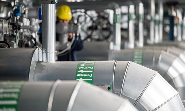 Die Preisbremsen für Strom, Gas und Fernwärme laufen nach bisherigem Stand Ende Dezember aus. 